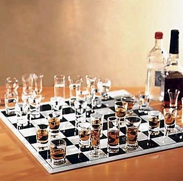 Una scacchiera per gli amanti delal grappa e del wisky